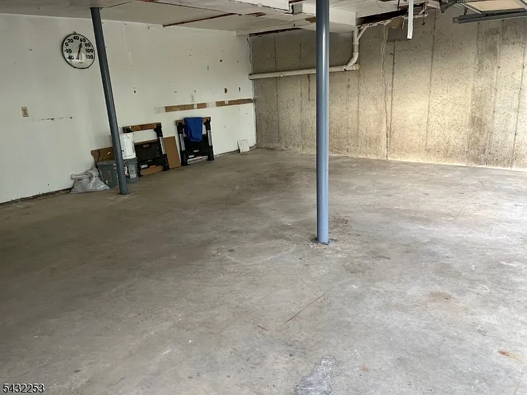 31 Countryside Rd — Photo 26