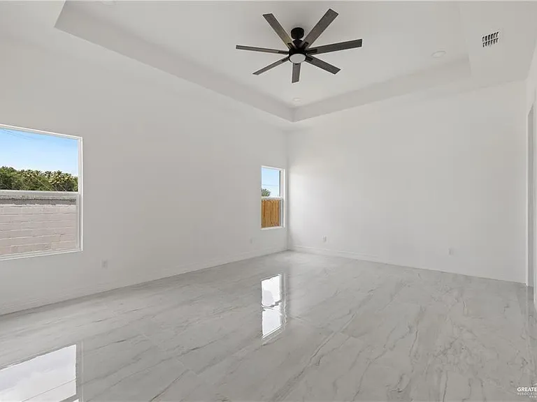 3816 Zimmerus Ave — Photo 11