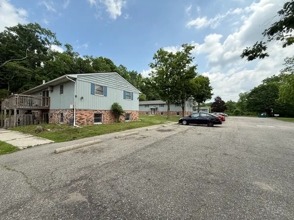 6025 Oran Ave #4, Kalamazoo, MI 49048