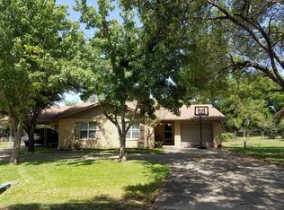 205 McGee Trl, Kingsland, TX 78639
