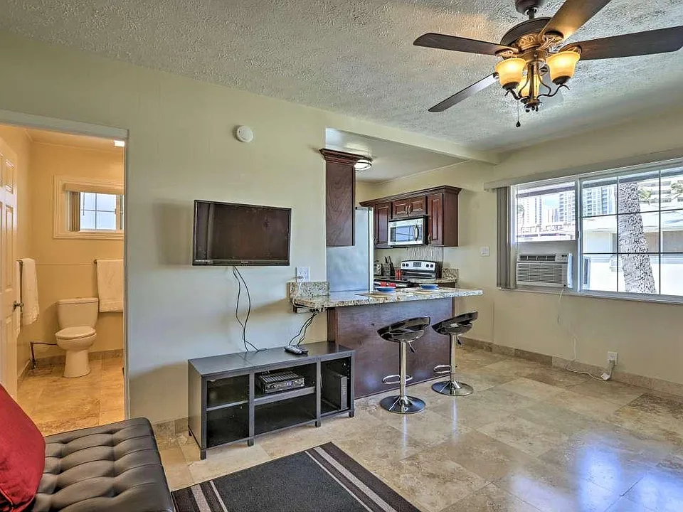 1965 Ala Wai Blvd #7
