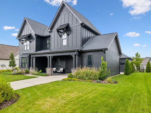 7553 Delancey Dr, College Grove, TN 37046