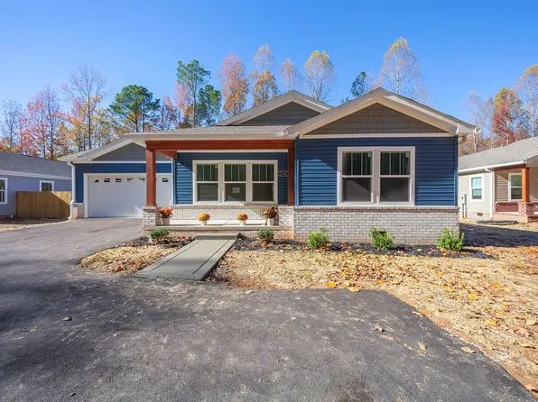 2131 N Royal St, Jackson, TN 38305