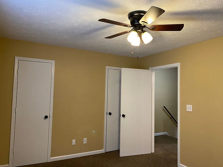 3865 Northeast Dr — Photo 9