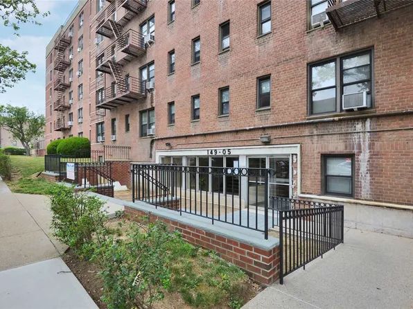 149-05 79th Ave APT 715, Kew Gardens Hills, NY 11367