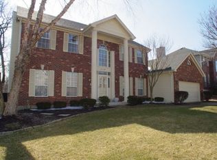 418 Arbor Glen Dr, Ballwin, MO 63021