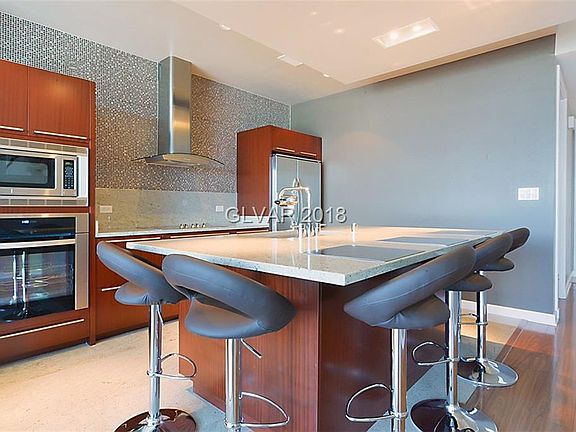 5th image of 4471 Dean Martin Dr Unit 3902