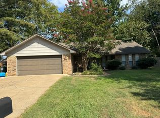 7 Sandstone Dr, Conway, AR 72034