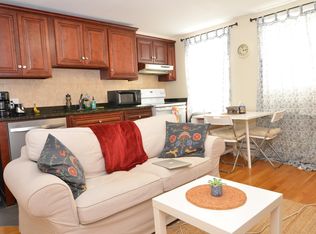 33 Oak St #1, Boston, MA 02111