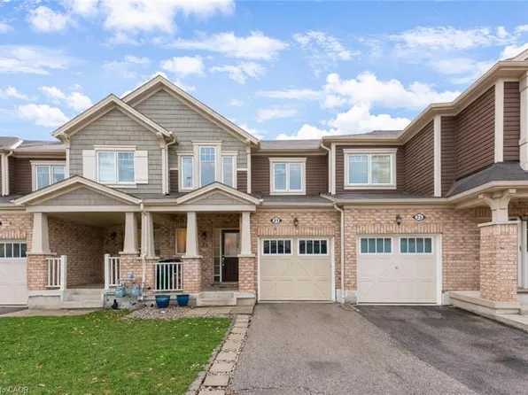 21 Postmaster Dr, Kitchener, ON N2R 0J2