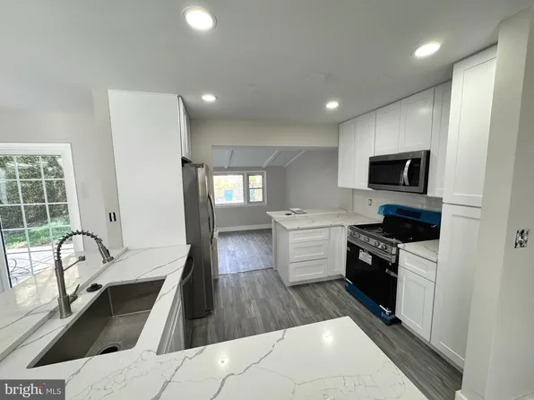 13519 Carmel Ln, Chantilly, VA 20151