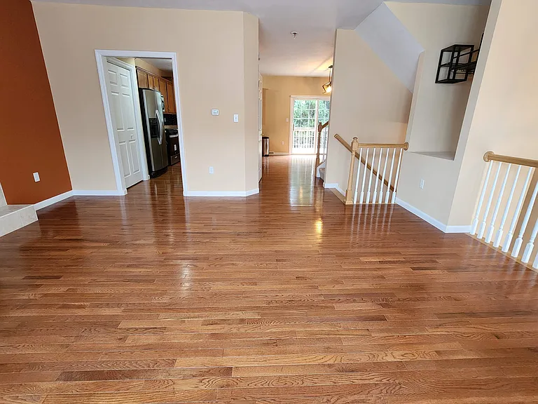 10528 Forest Hill Dr — Photo 19