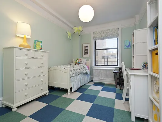 Sold by Sotheby's International Realty | media 22