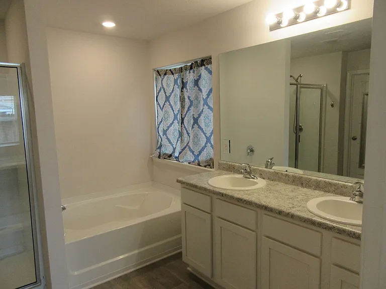 3995 Pioneer Ln — Photo 11