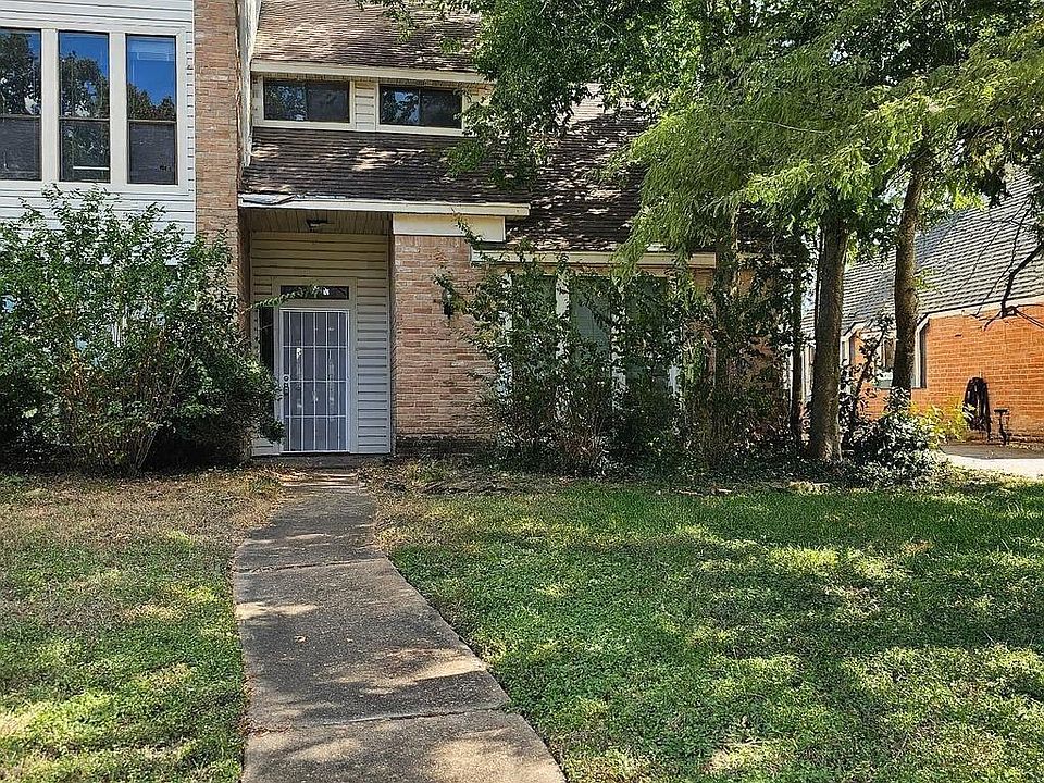 1st image of 11514 Clover Lane Ct