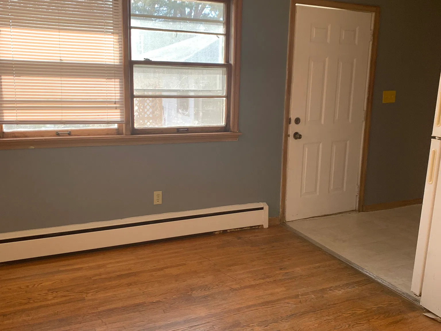 1846 Walnut St — Photo 3