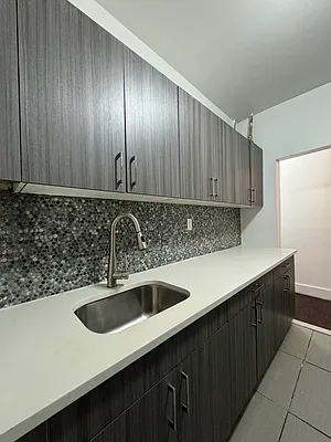 Rented by BRICK & GALO REALTY CORP | media 2