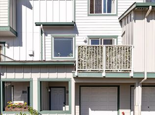 30875 State Route 20 APT B2, Oak Harbor, WA