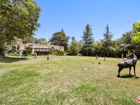 355 S Bristol Ave, Los Angeles, CA 90049