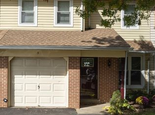 3 Saw Buck Cir, Horsham, PA 19044