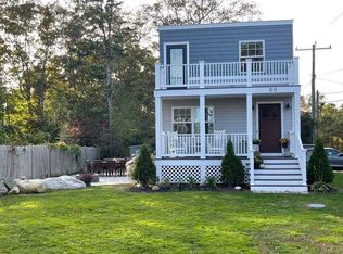 89 Shore Dr, Plymouth, MA 02360