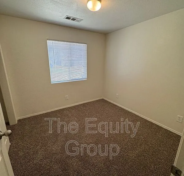 1915 Bella Oaks Dr — Photo 9