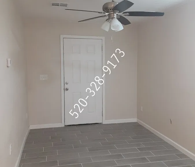 2447 N Santa Rita Ave — Photo 7