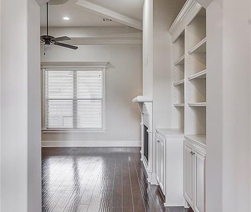 4th image of 4407 Lake Crest Dr