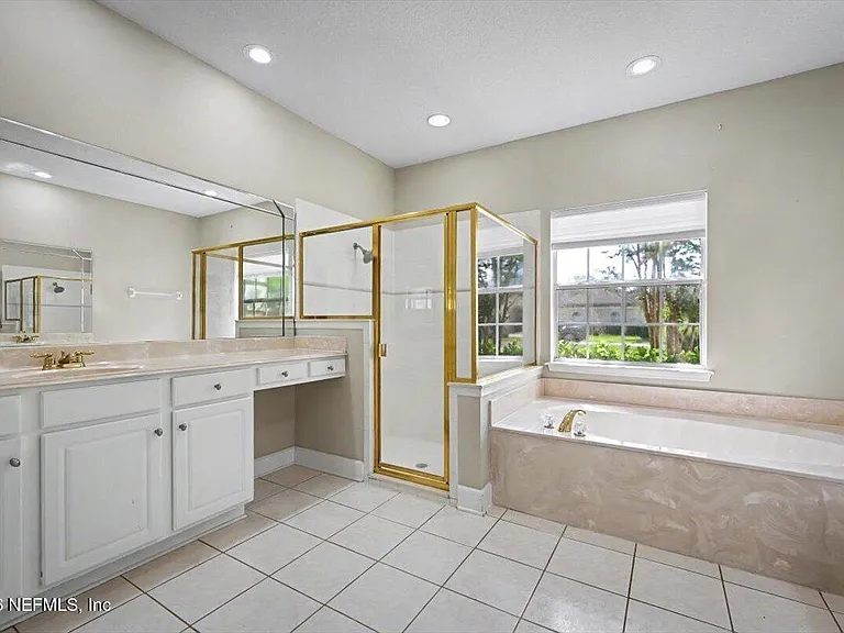 337 S Mill View Way — Photo 43