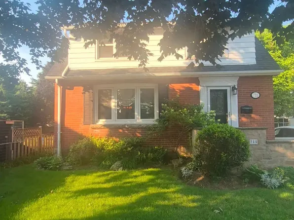 755 Maple Ave, Burlington, ON L7S 2K1