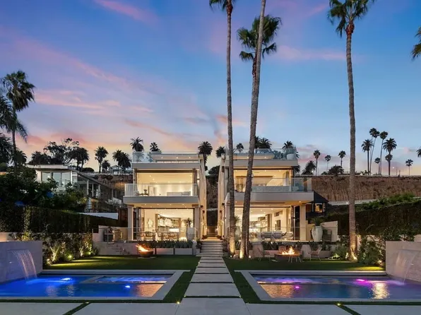 940 Palisades Beach Rd, Santa Monica, CA 90403