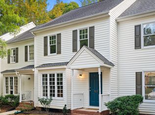 121 Luxon Pl, Cary, NC 27513