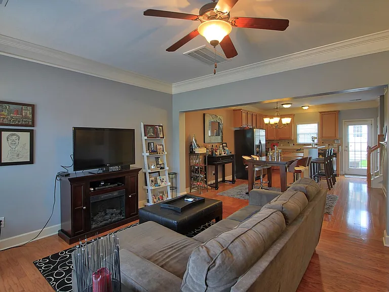 5464 Edmondson Pike — Photo 7
