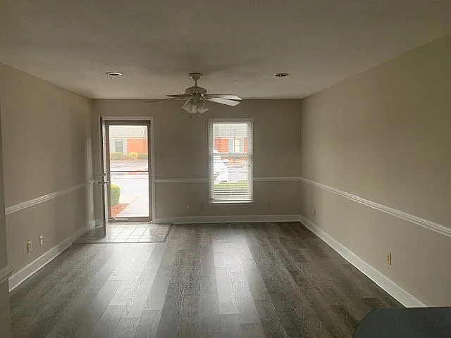 1 bed, 1.0 bath, 788 sqft, $995 — Photo 2