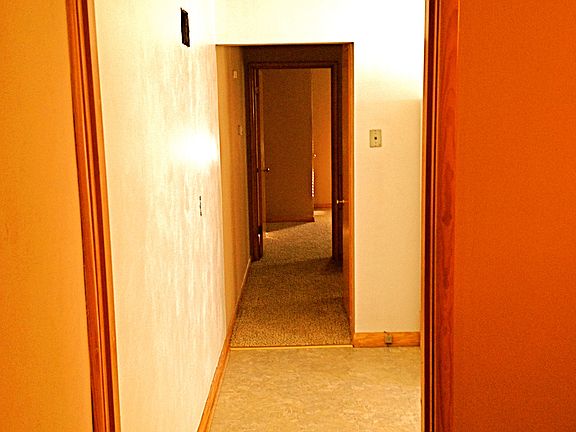 4th image of 5006 Fyler Ave
