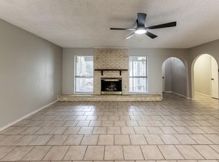 1914 Rosewood Ln, Huntsville, TX 77340