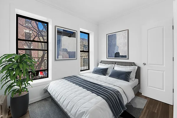 Rented by REAL New York | media 11