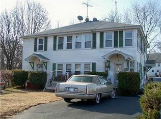 7 Pond St, Uxbridge, MA 01569
