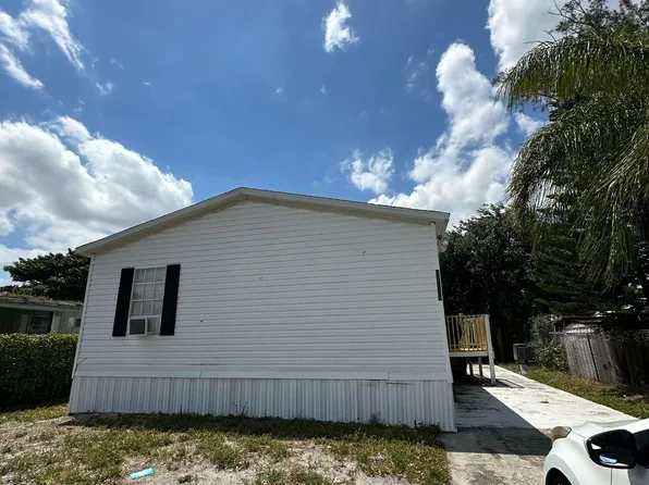 11832 Leeward Pl #A, Boca Raton, FL 33428