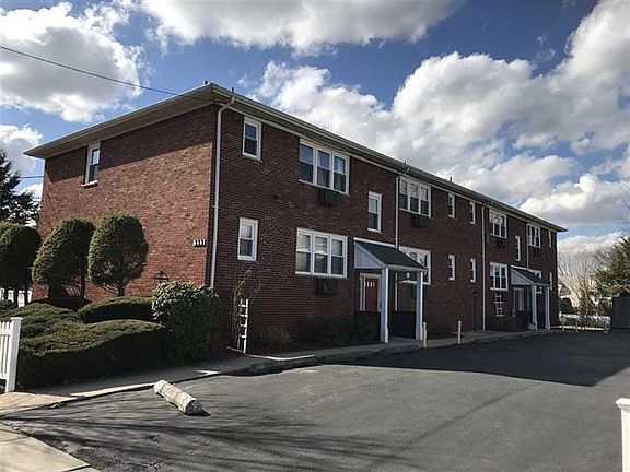2nd image of 333 Green Ave #2
