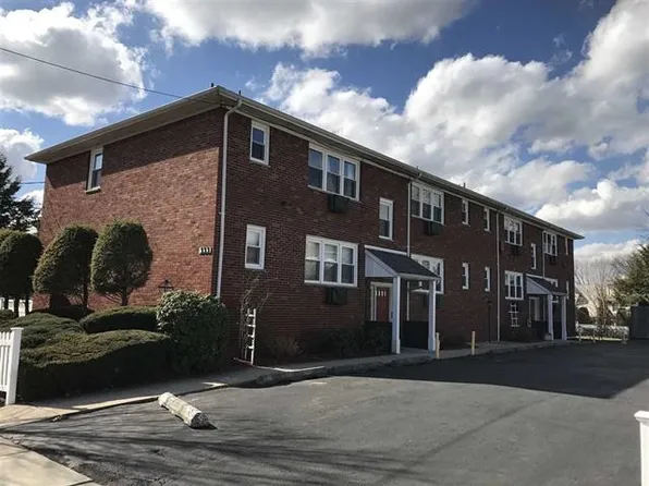 333 Green Ave #2, Lyndhurst, NJ 07071