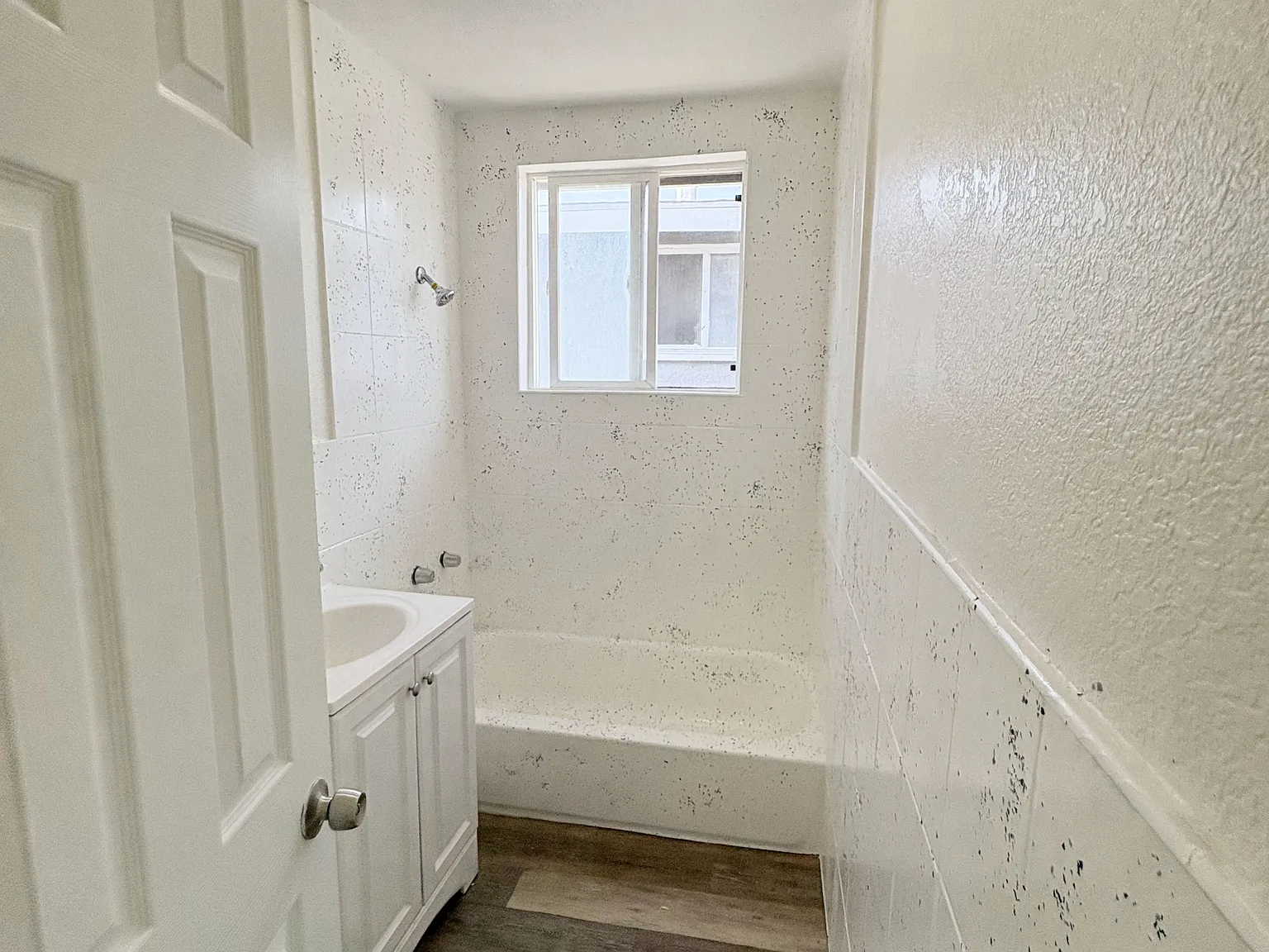 Flora - Fishburn - 6328 Fishburn #D — Photo 3