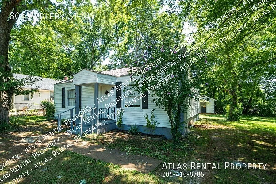 2 Bedroom Beauty With Appliances Included!! — Photo 2