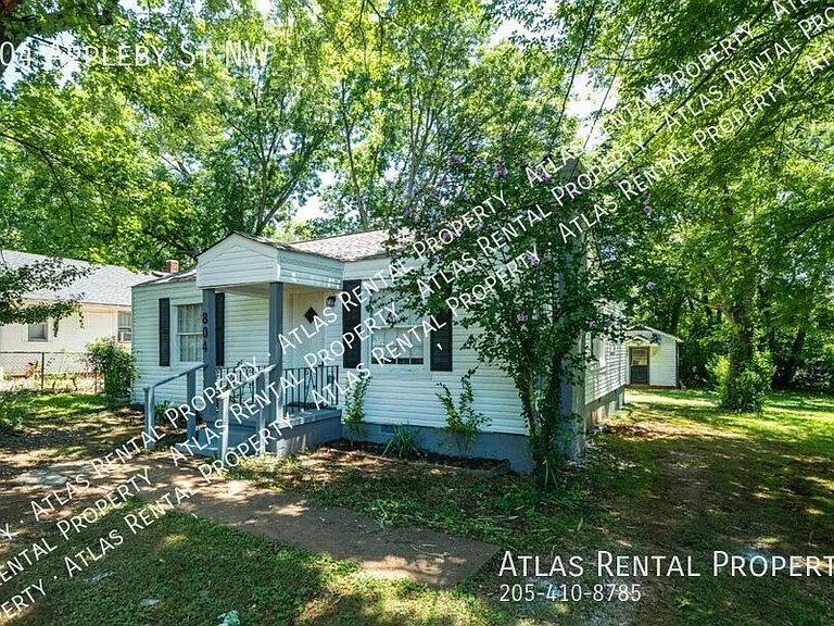804 Appleby St NW — Photo 2