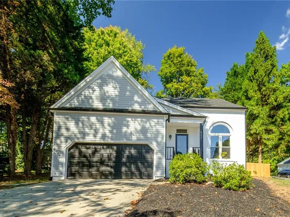 6100 Clarkwood Cir, Greensboro, NC 27410