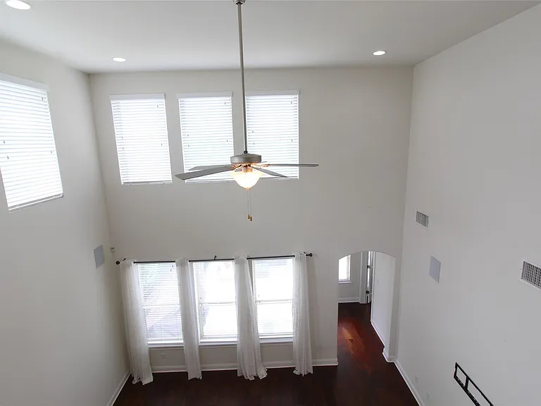 5800 Viejo Dr — Photo 35