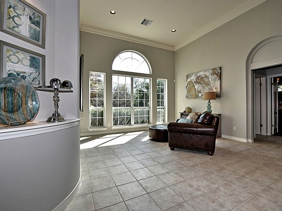 4th image of 18150 Emerald Forest Dr