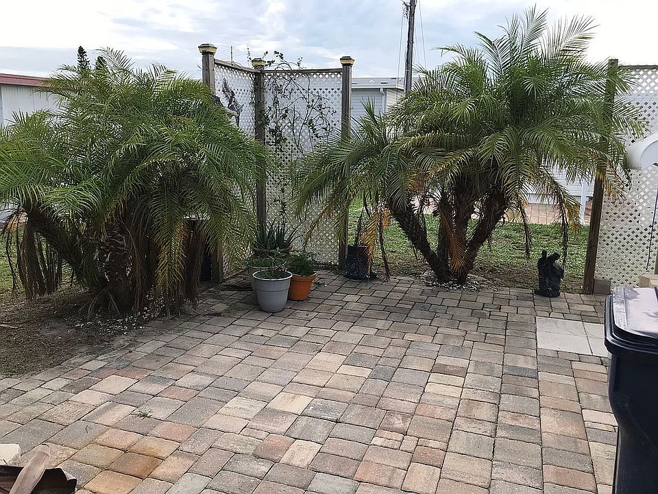 2nd image of 88 Del Rio Dr