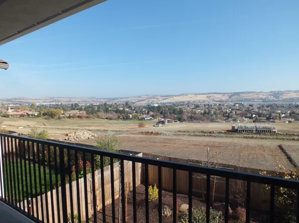 5121 Silent Grove Dr, Folsom, CA 95630