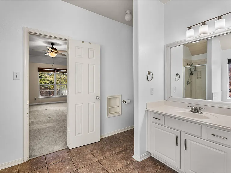 7419 Chathan Glen Ln — Photo 31